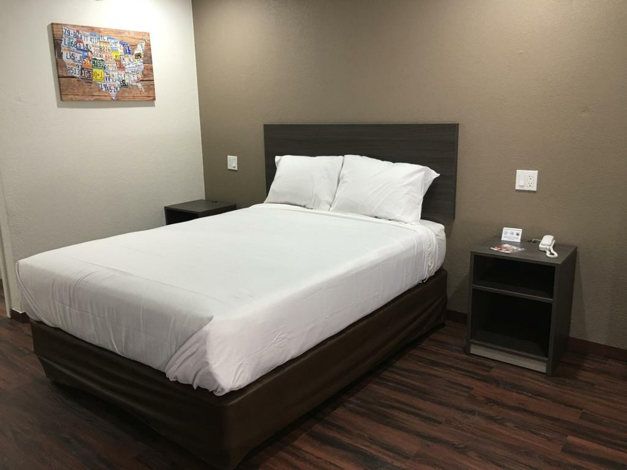Baymont By Wyndham Bakersfield Hotel Exterior photo